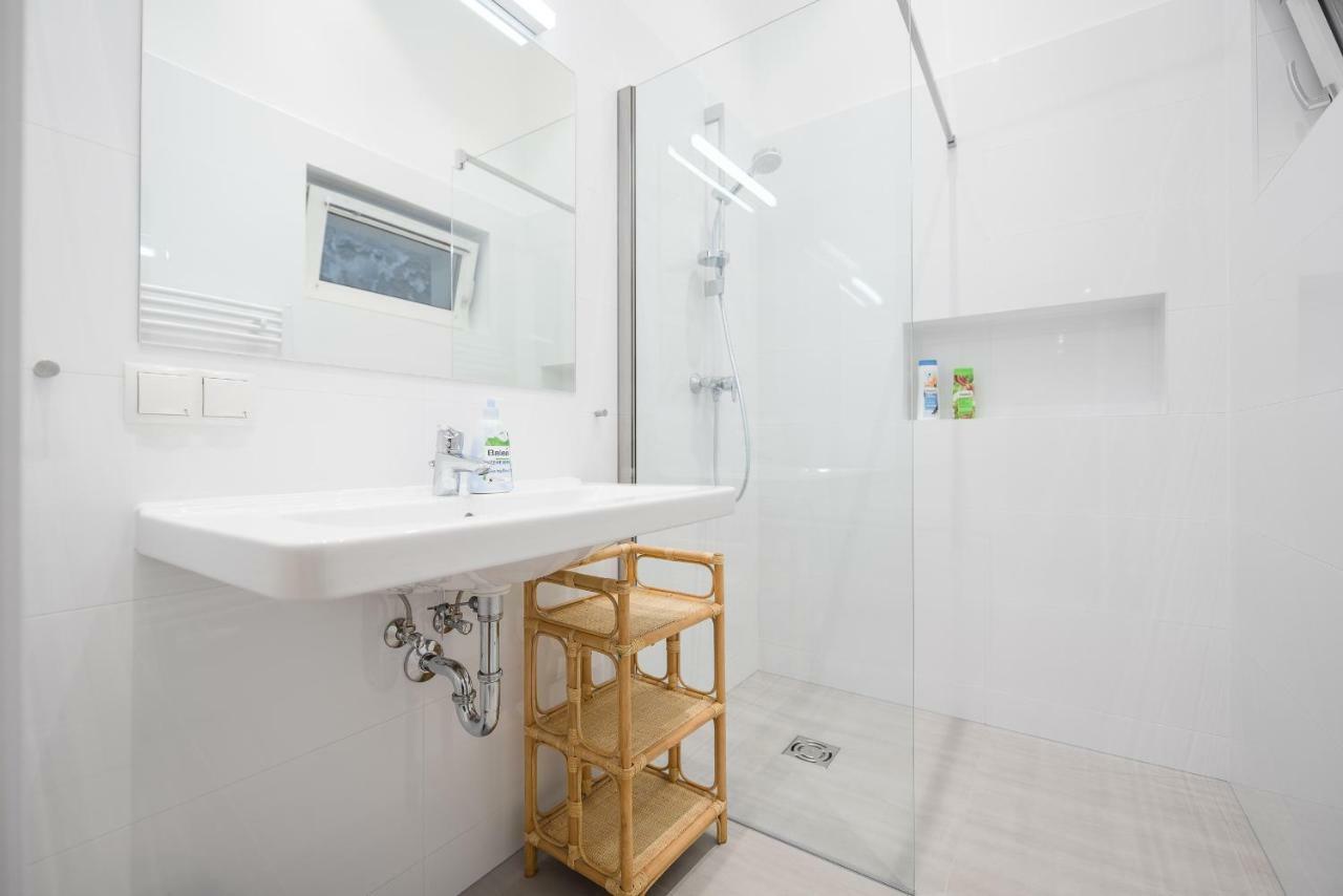 Grand Soho II Apartment Wien Eksteriør billede