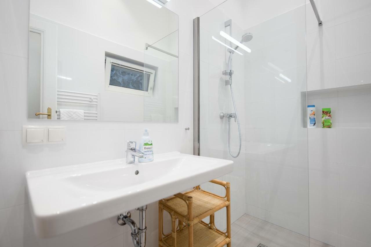 Grand Soho II Apartment Wien Eksteriør billede